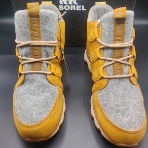 Sorel boots Women size 11